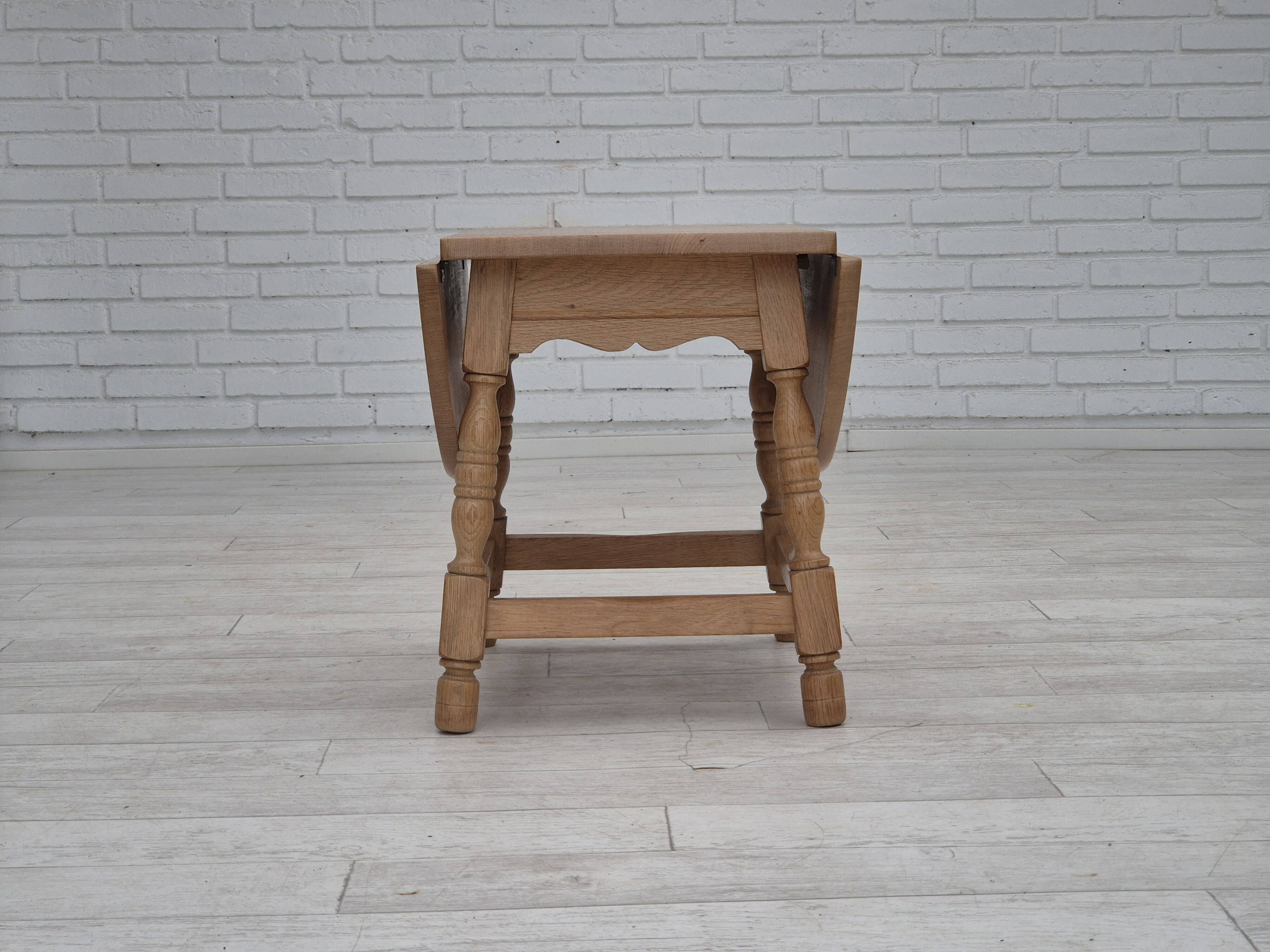 1970s, Danish foldable side table, solid oak wood, original condition.