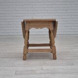 1970s, Danish foldable side table, solid oak wood, original condition.
