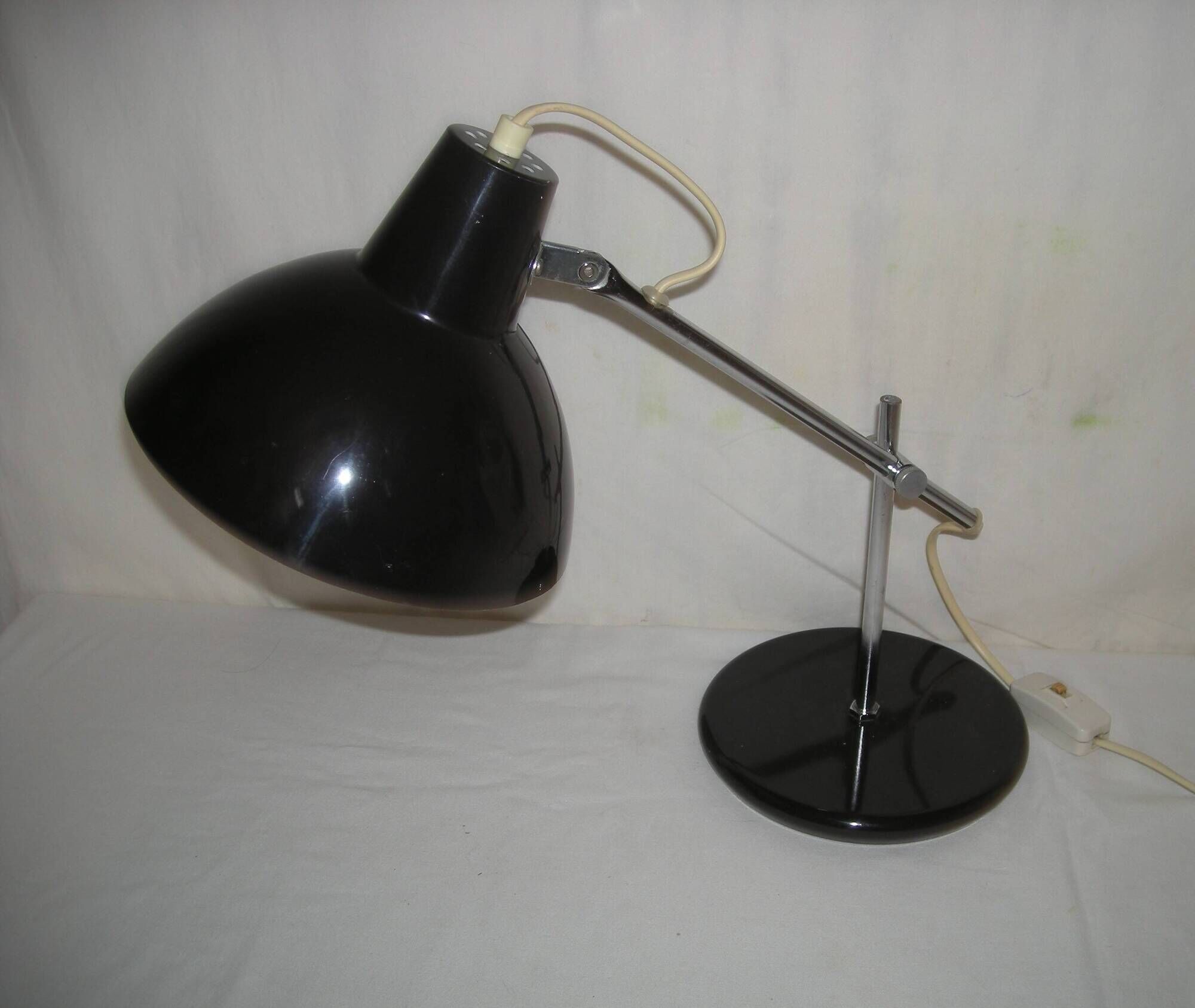 1970s cantilever desk lamp