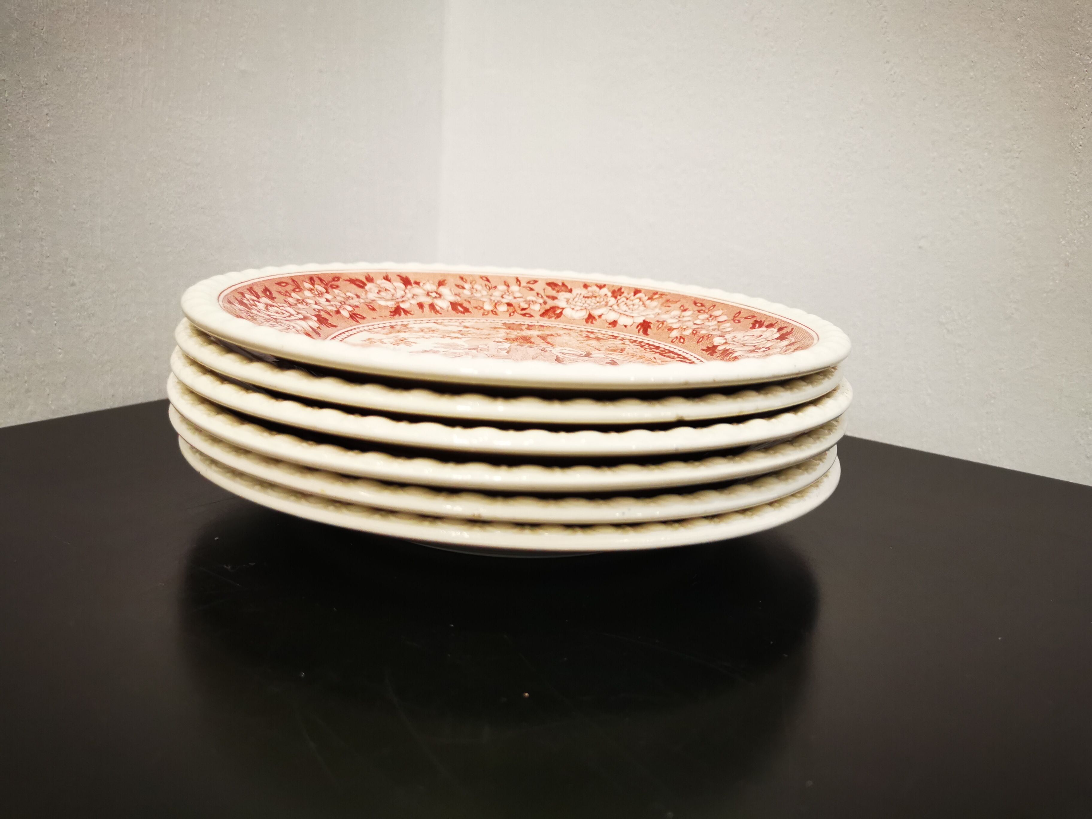 Set of 6 dessert plates and the Villeroy & Boch Rusticana serving dish