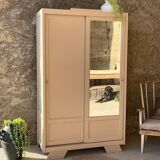 Armoire vintage