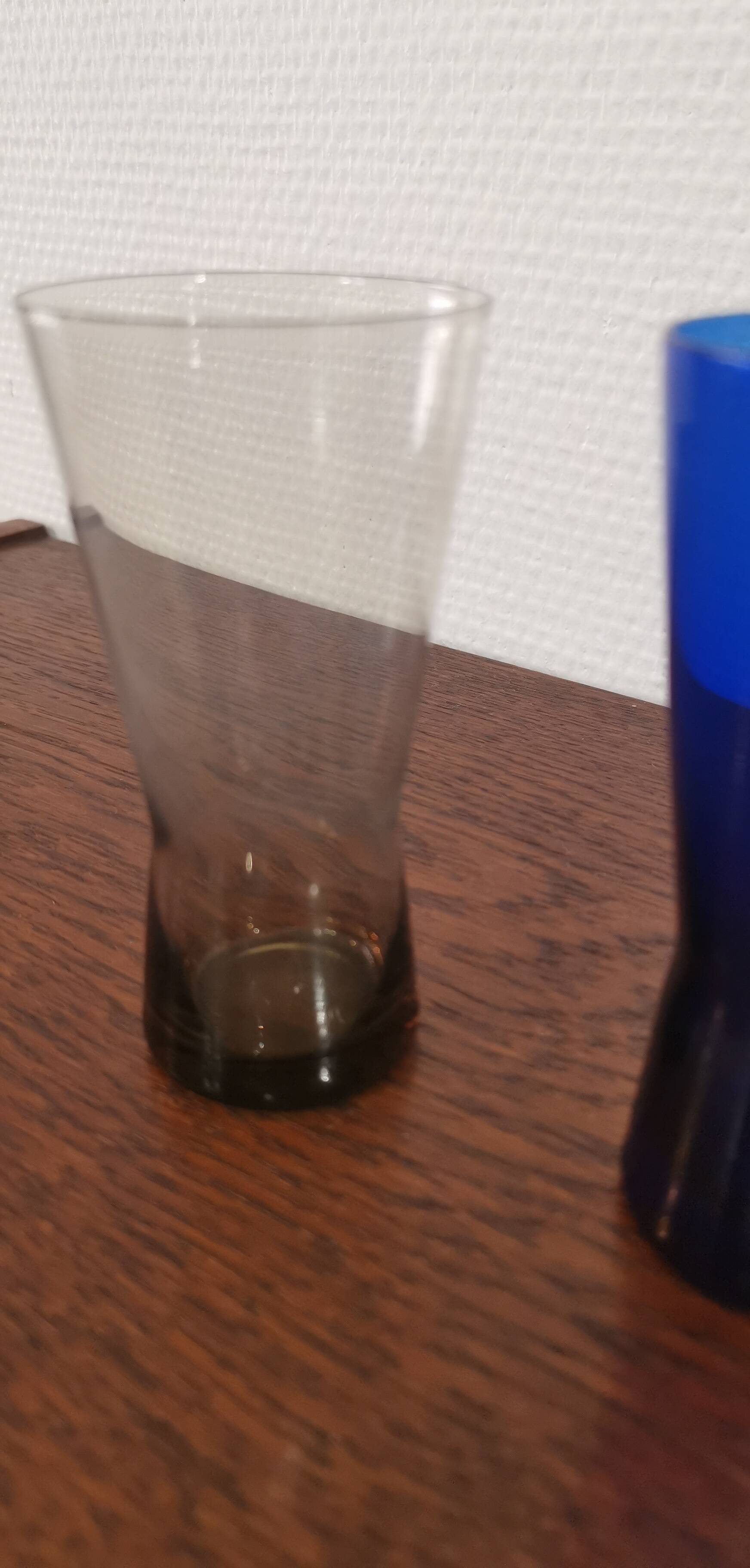 Vends verre à apéritif colorés on Gens de Confiance