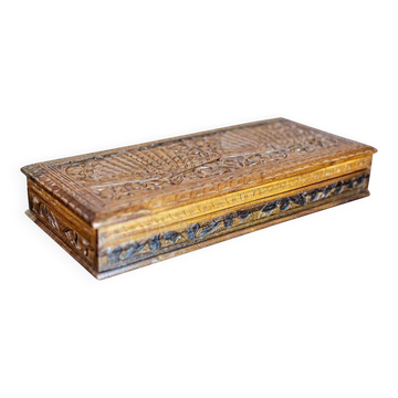 Coffret sculpté indonésien du 20e siècle, années 1930