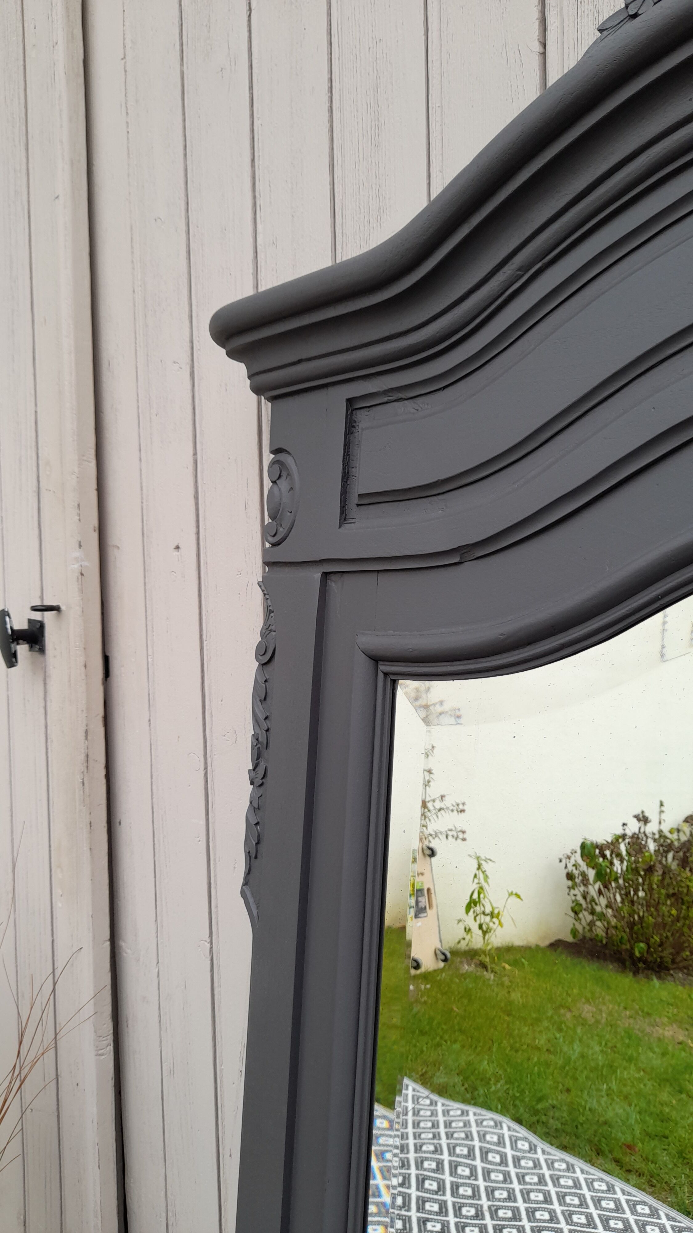 Bevelled antique mirror  97x151cm