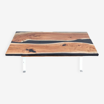 Table basse en bois et résine noire