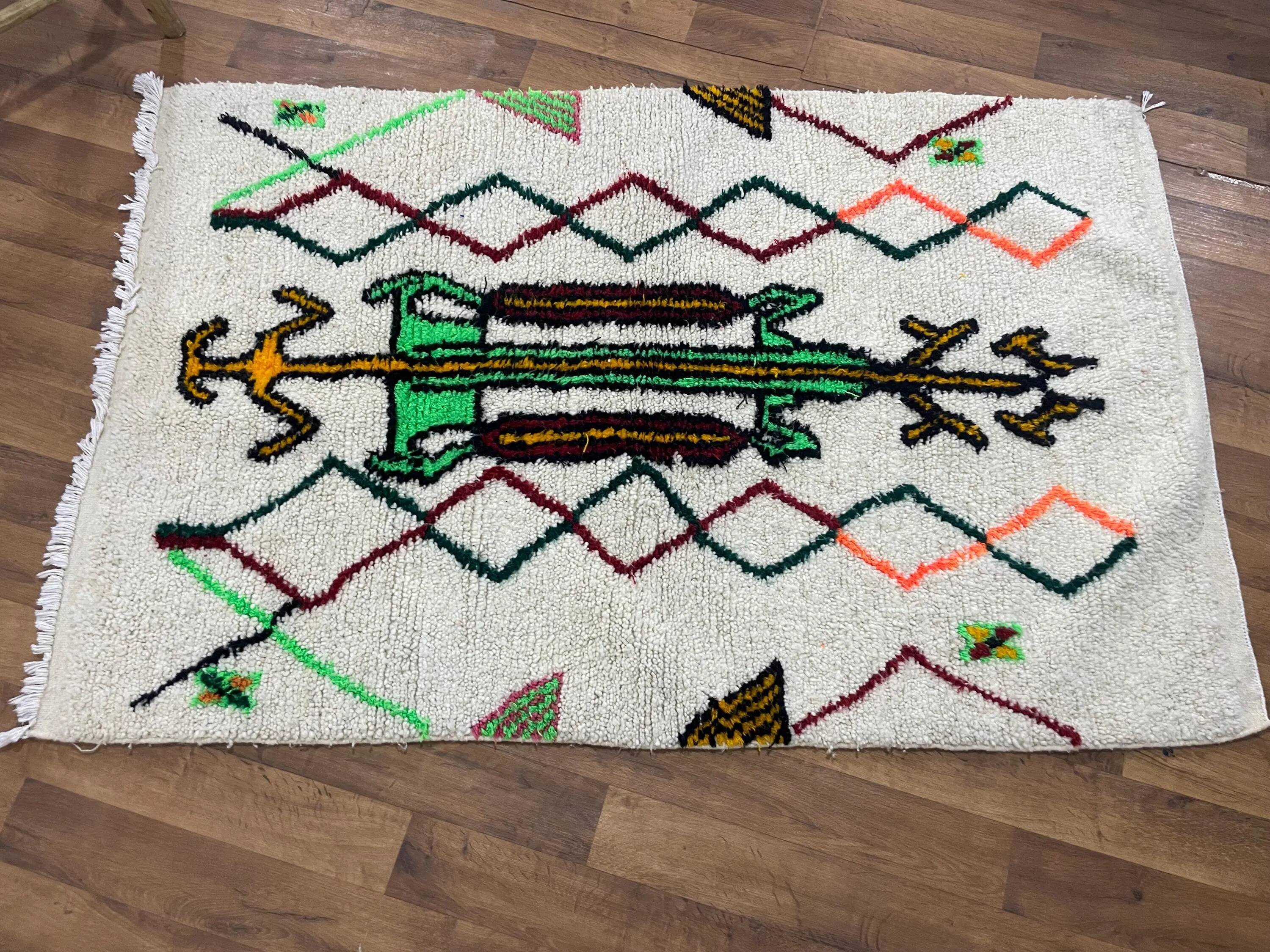 Handmade traditional carpet 250cm x 150cm Moroccan