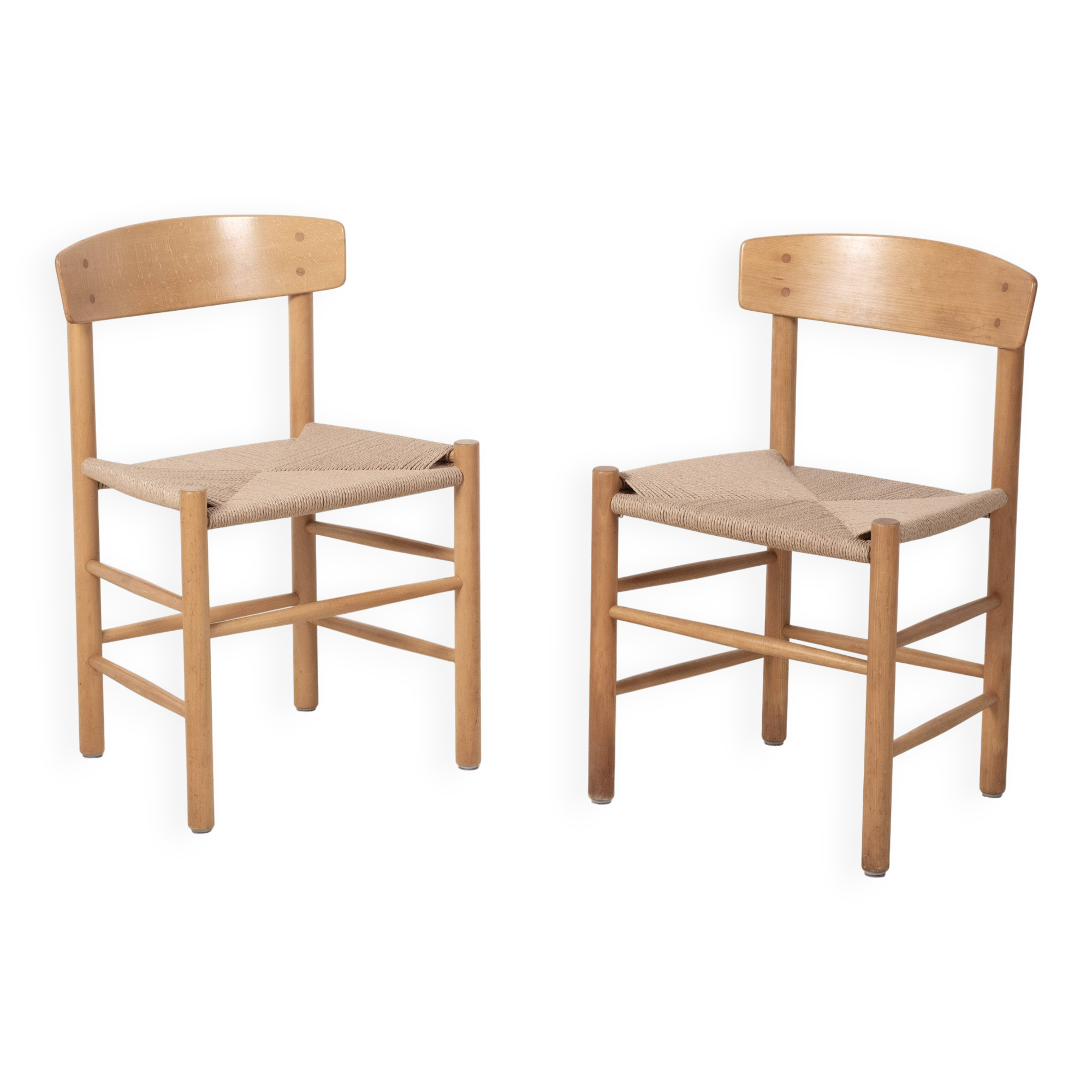 2x Børge Mogensen J39 People's Chair in Beech, 1970s Denmark