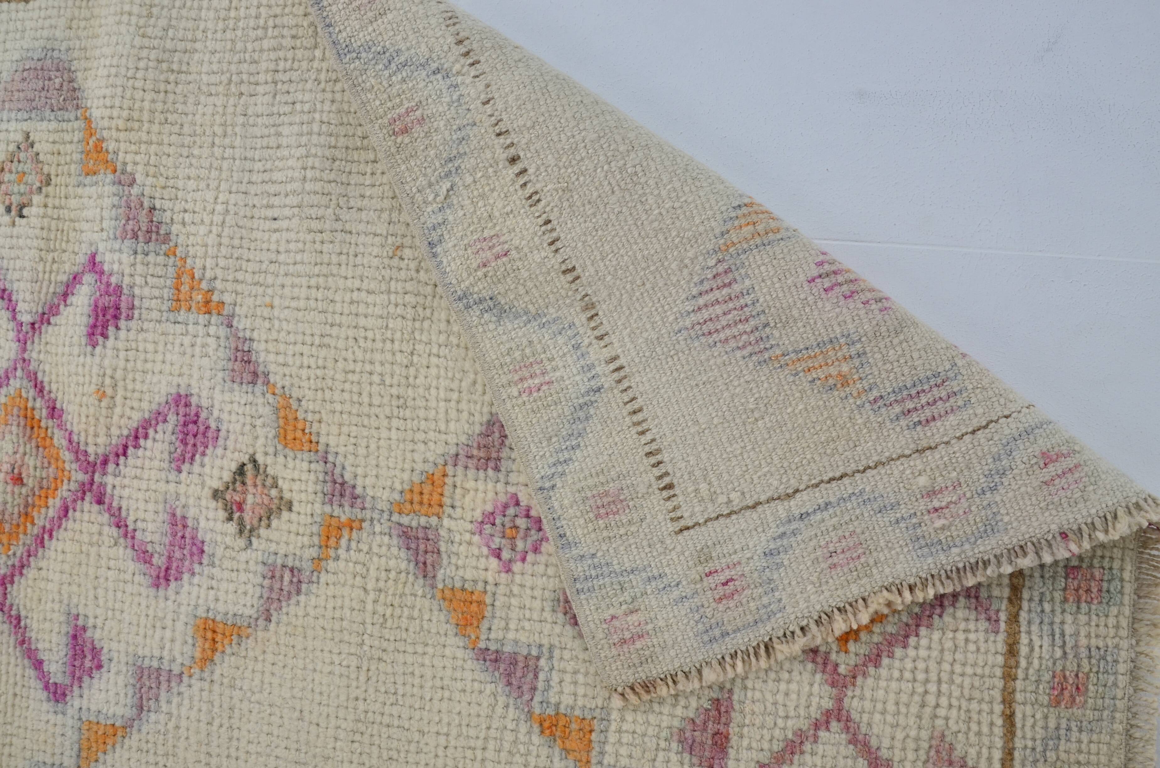 Geometric Vintage White Oushak Runner sku 2080