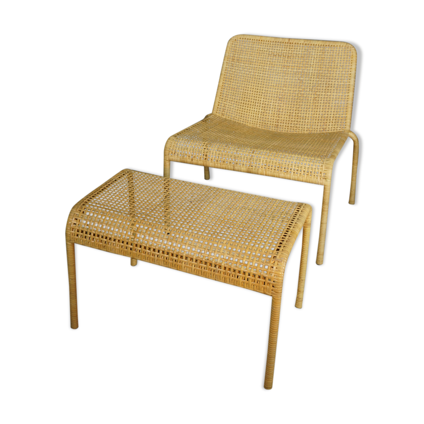 Rattan lounge warmer and matching ottoman sound