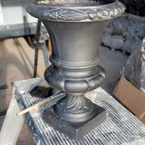 Vase medicis en fonte