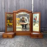 Coiffeuse en bois et miroir triptyque