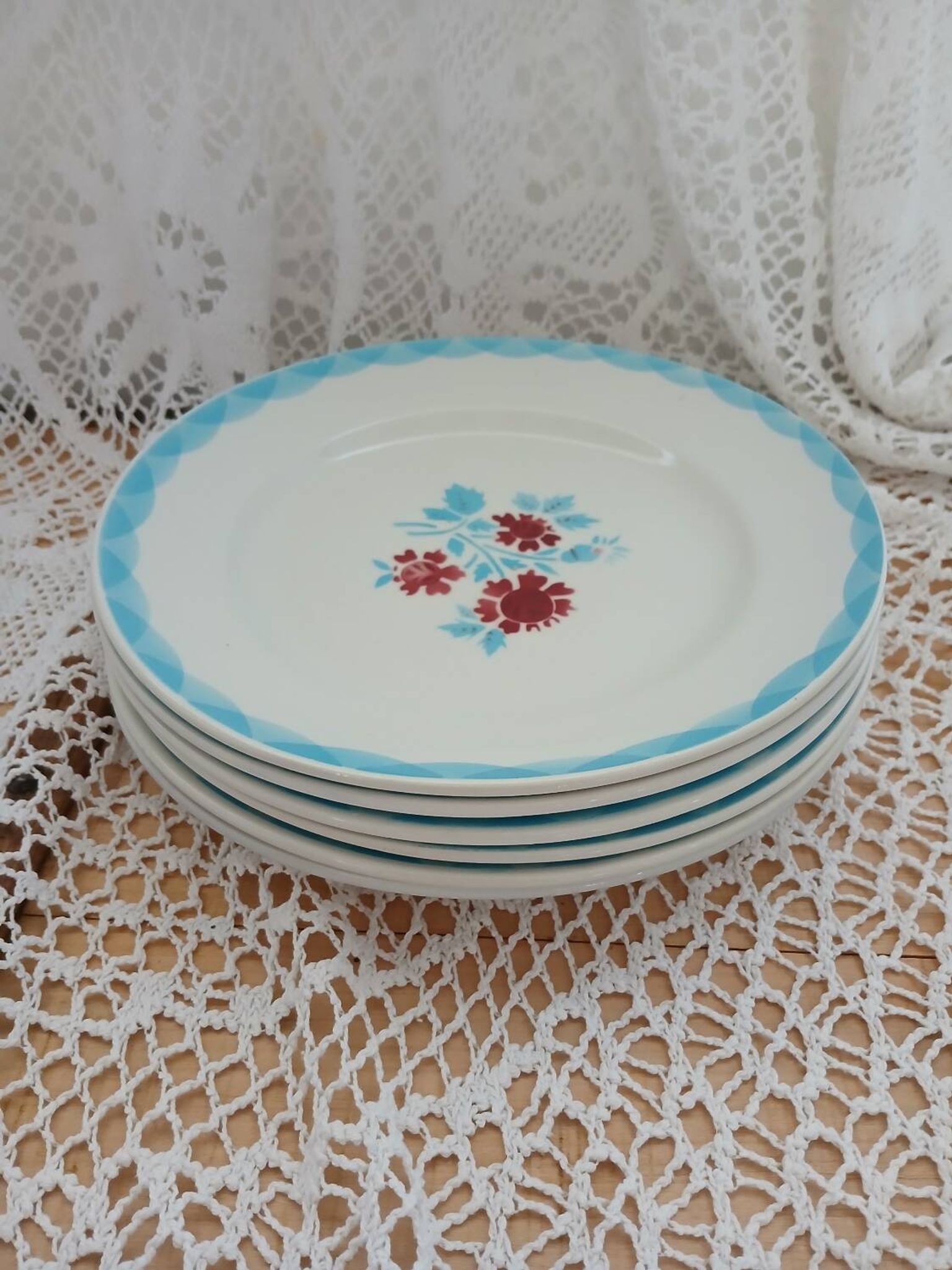 Lot of 12 Moulin des loups plates and dish