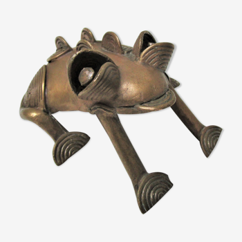 Sculptural frog brass vintage African art