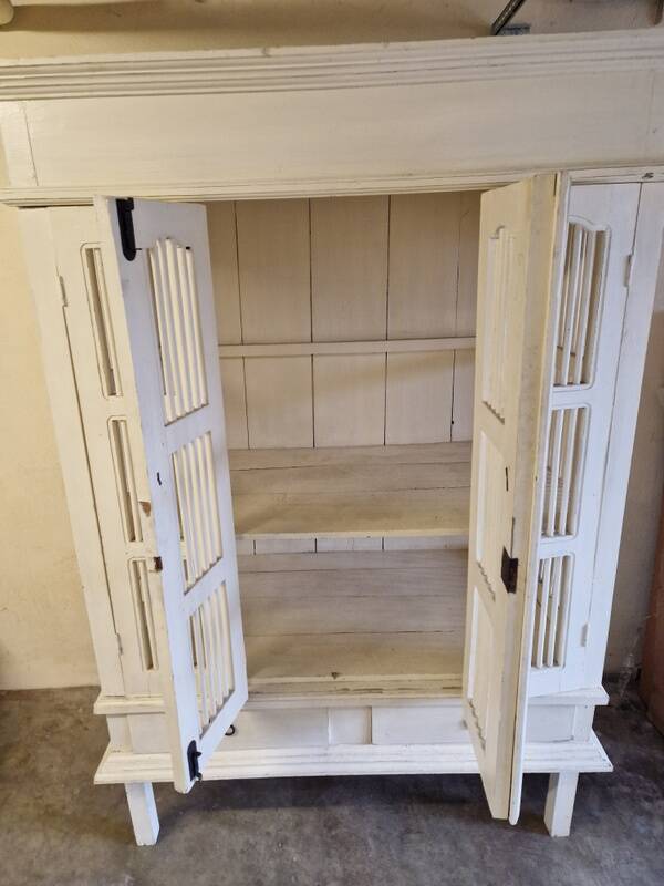 Large wardrobe, storage unit - White painted wood - Colonial, Indonesian