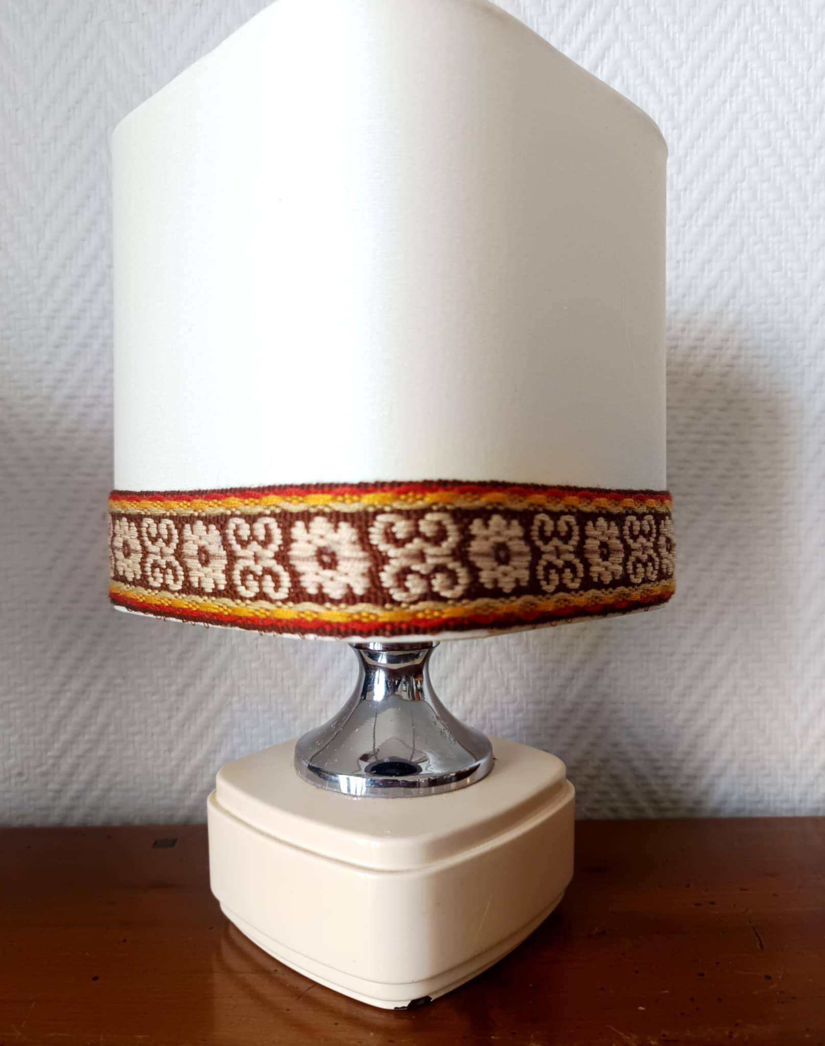 Pair of vintage 1970s lamps