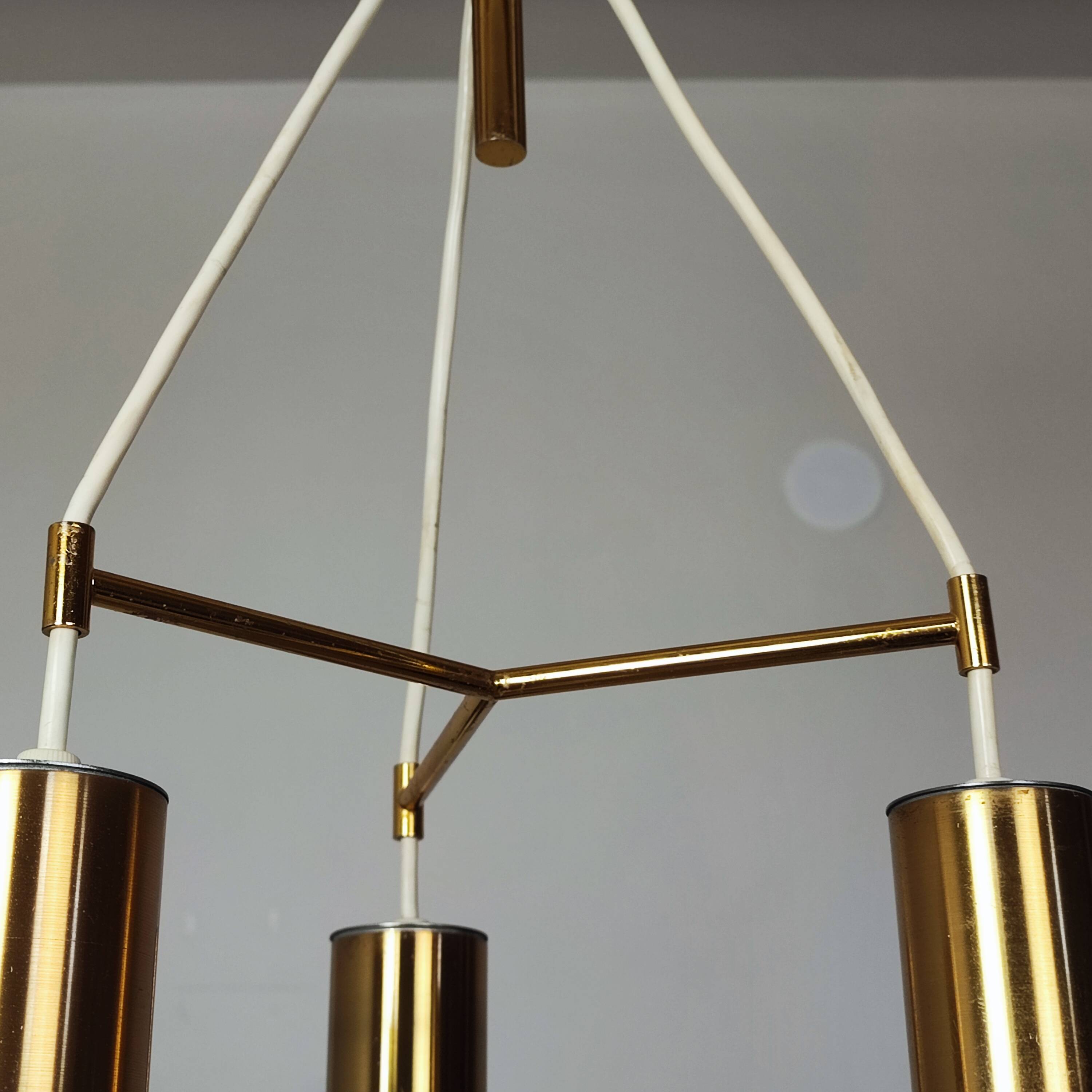 3 globe pendant chandelier