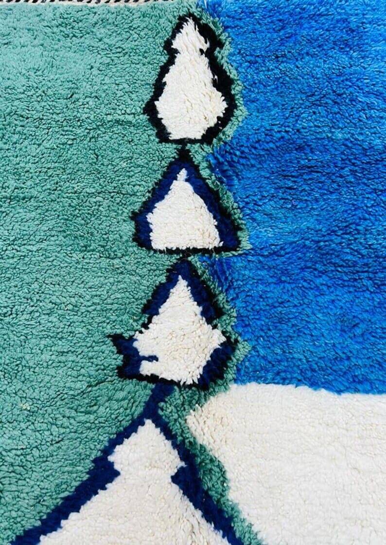 Handmade Moroccan Berber rug size 145 x 255 cm