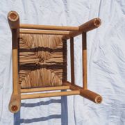 Tabouret bas en bois et paille