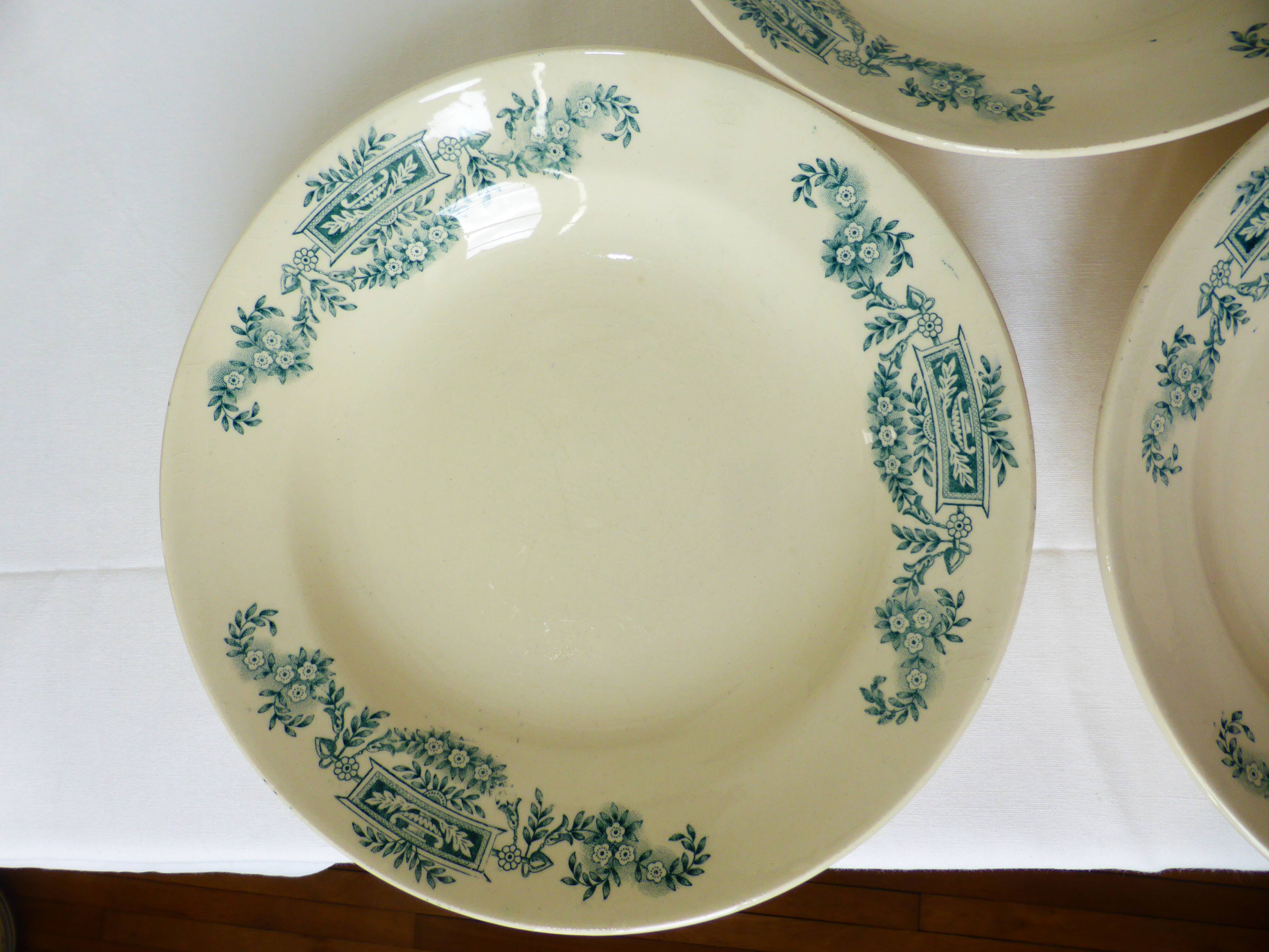 3 vintage deep plates from Longchamp model Lutèce 220523