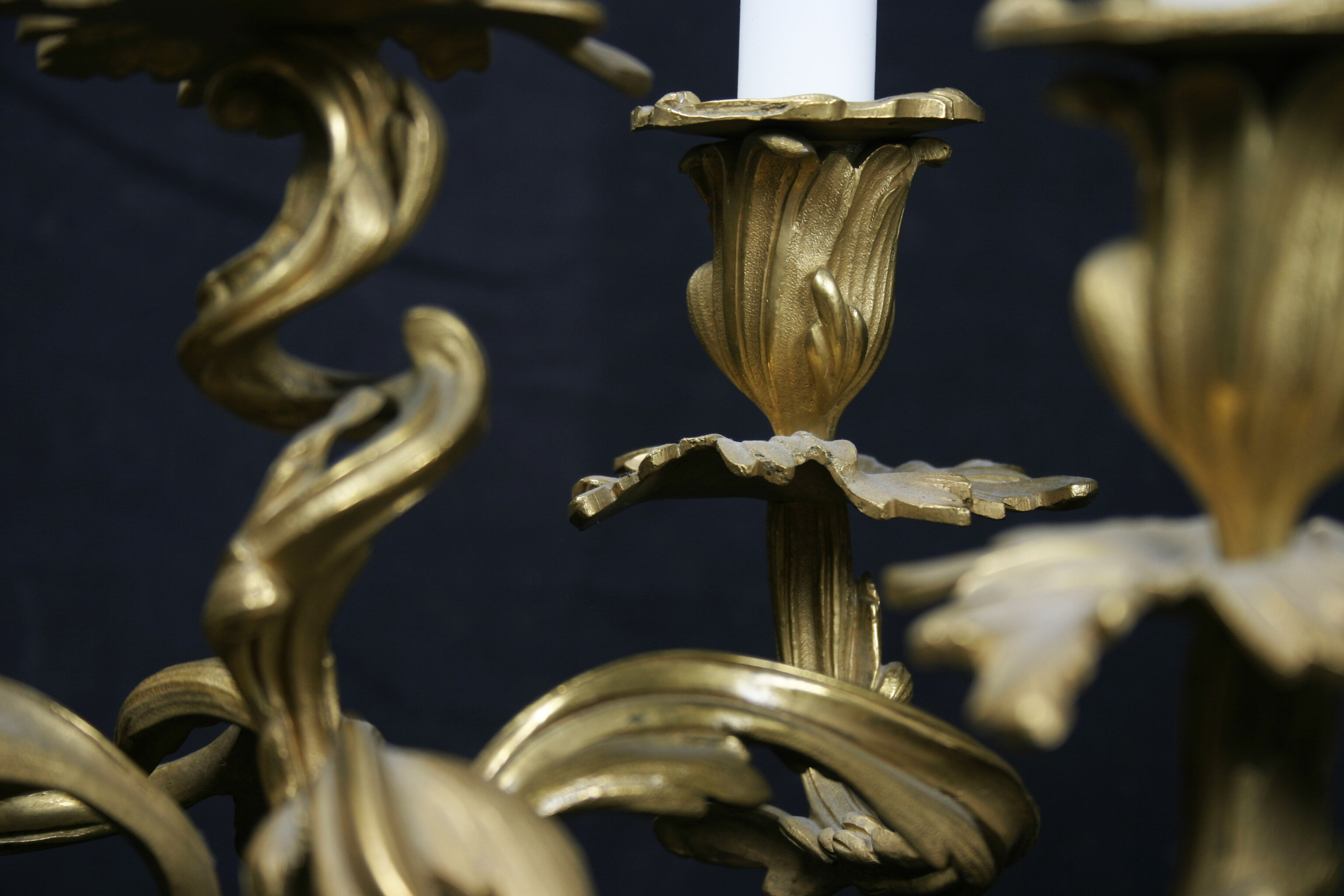 Pair of candelabra of time Napoleon III bronze, Style Louis XV