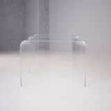 Tables gigognes en plexiglass
