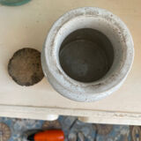 Speckled sandstone pot