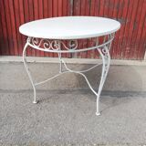 Oval garden table