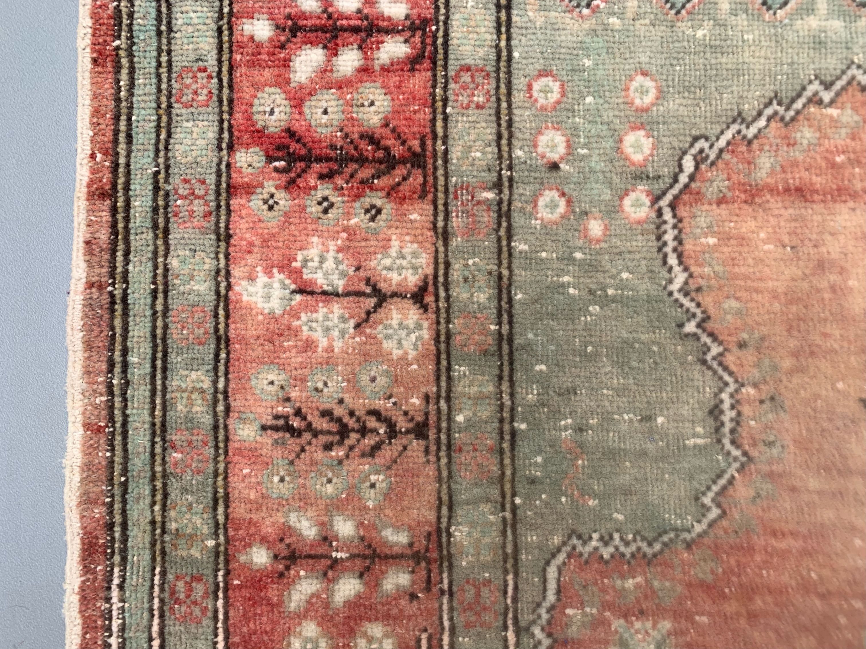 Vintage turkish oushak rug 150x86 cm carpet