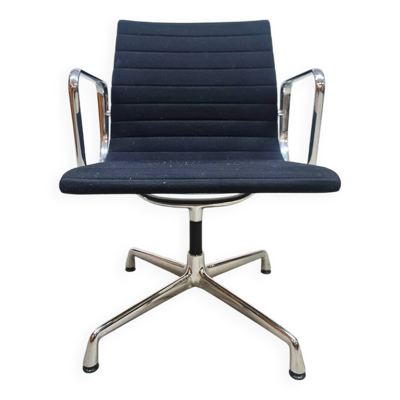 Chaise de bureau vintage en aluminium EA108 Charles Eames Vitra