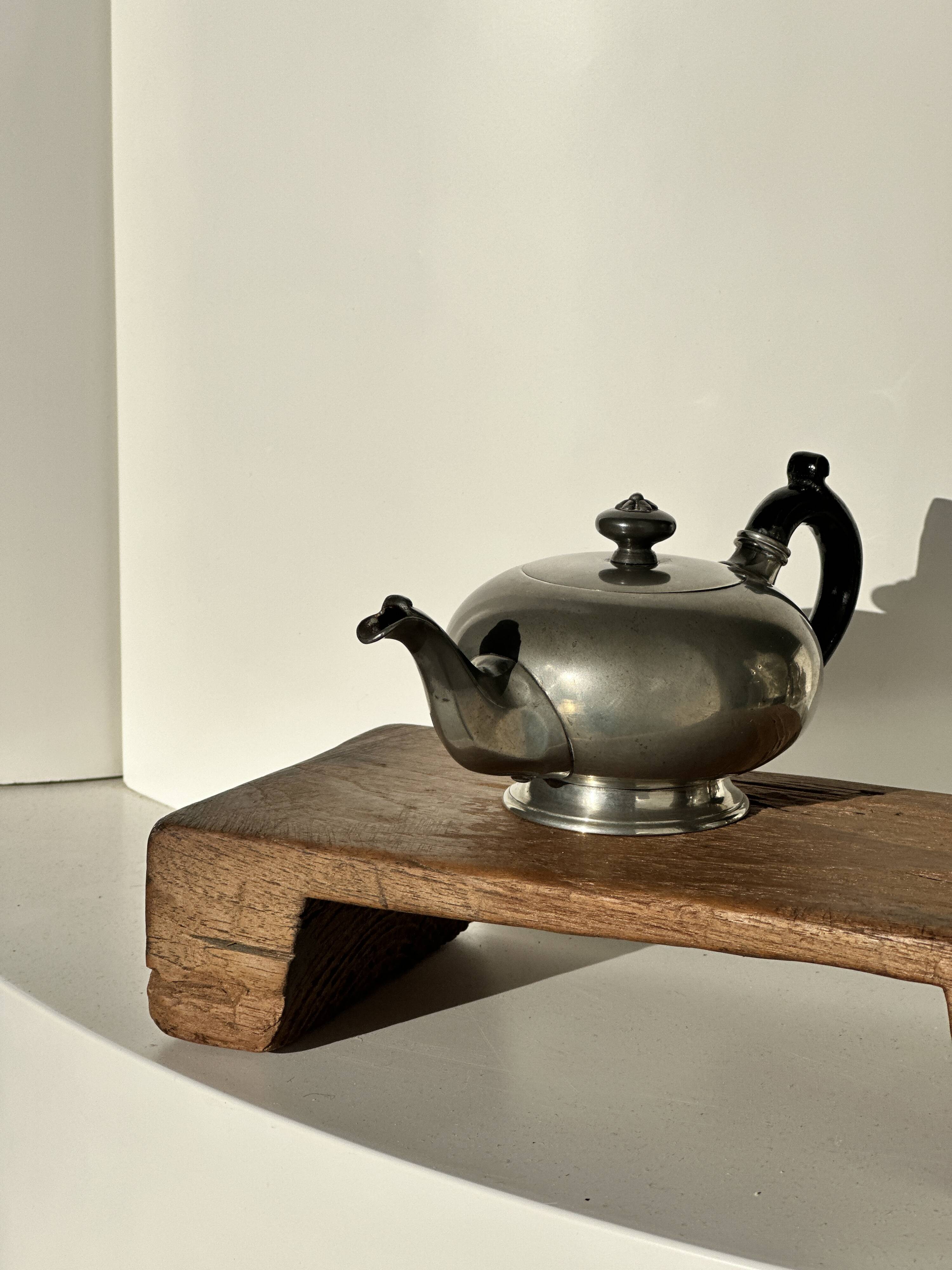 Small teapot, pewter coffee pot flattened oval shape