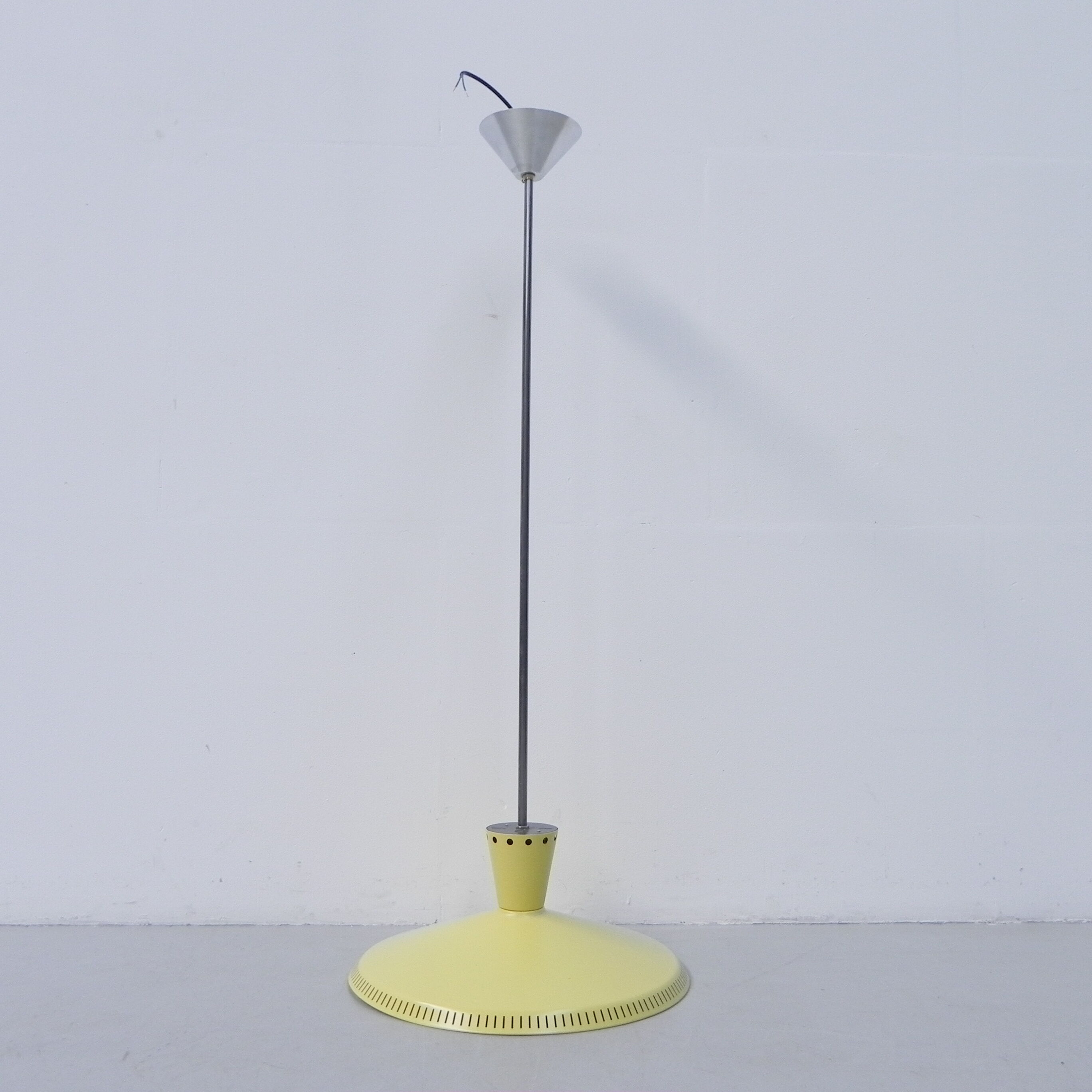 Philips hanging lamp NB93 by Louis Kalff