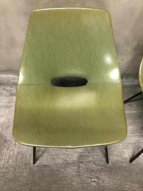 Pierre Guariche "Tonneau" chair, Steiner edition