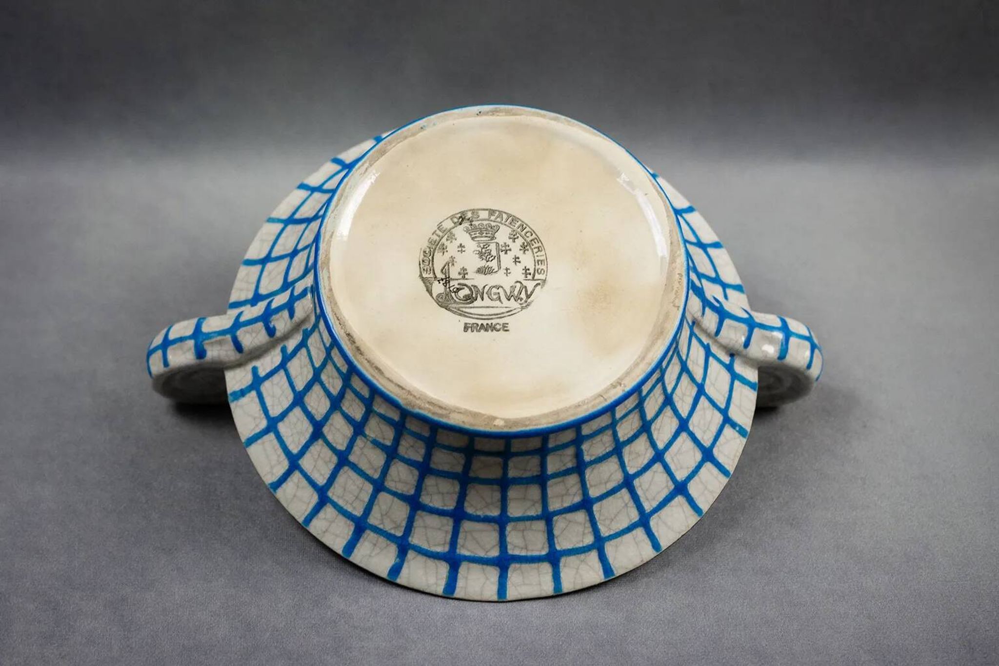 Longwy enamel bowl with handles – Art Deco floral decoration, 1930s