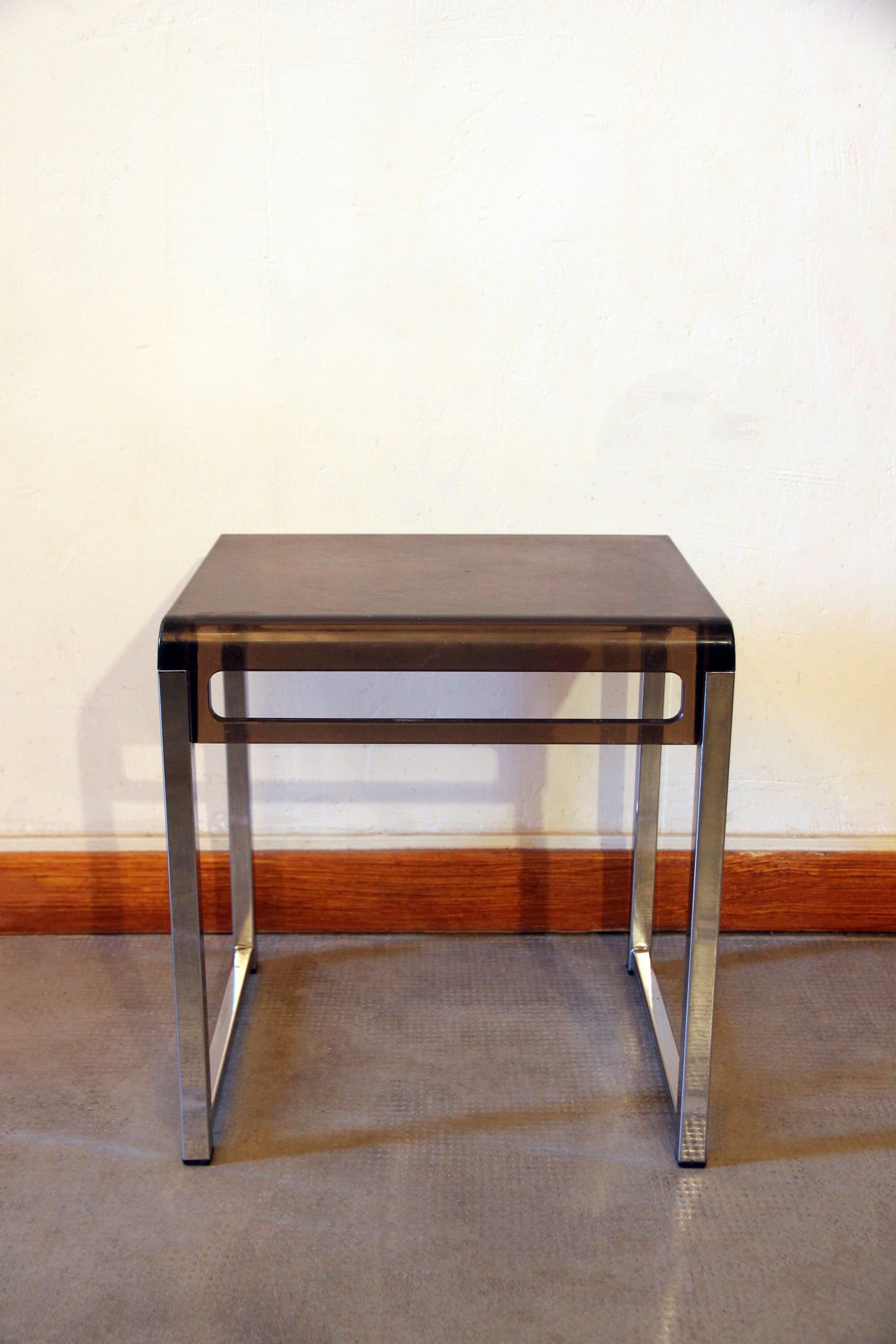 Vintage Plexiglas Sofa End