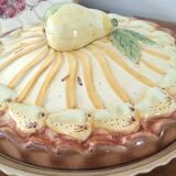 Barbotine serving dish