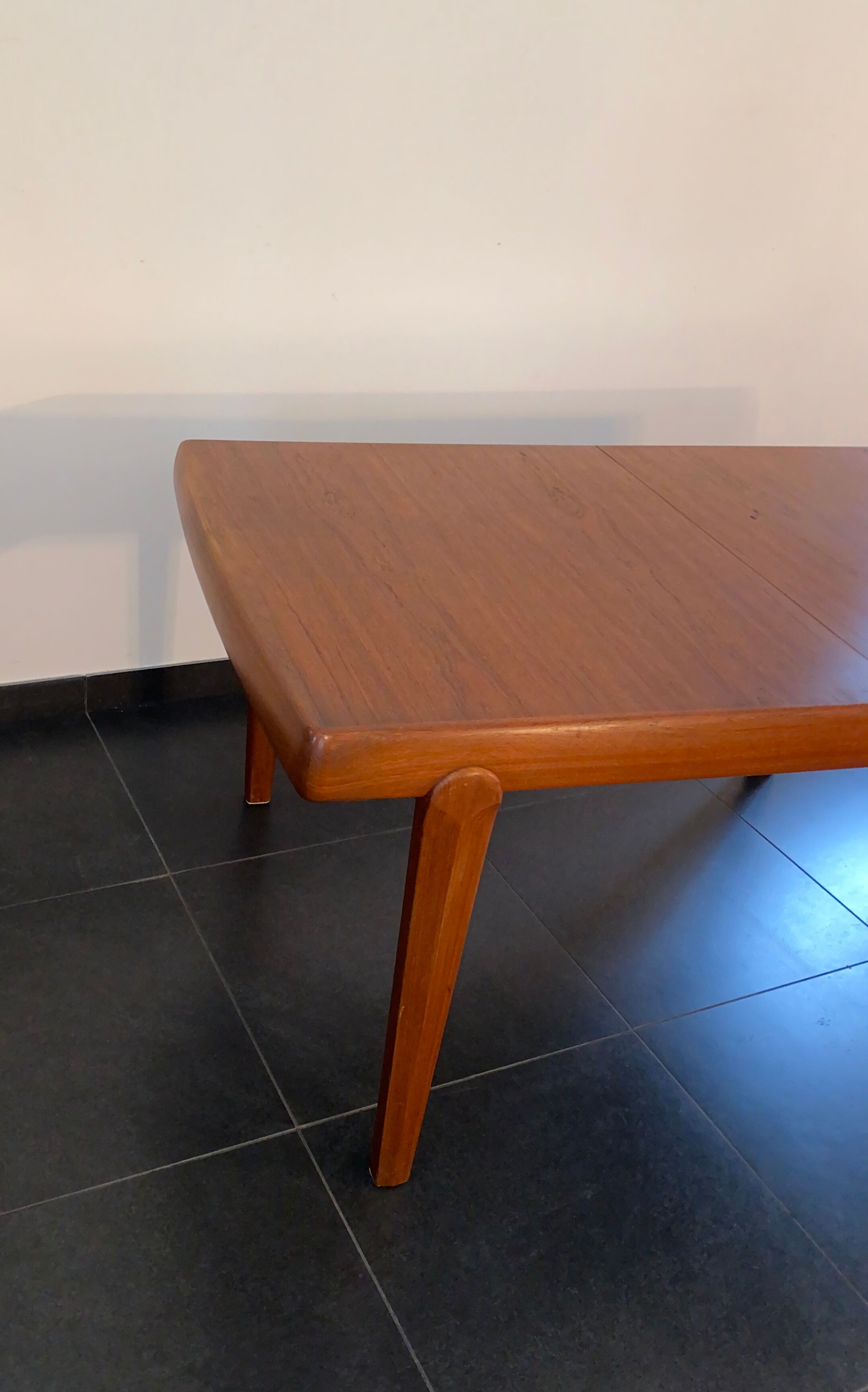 Vamo Sanderborg teak table, Arne Vodder 1960