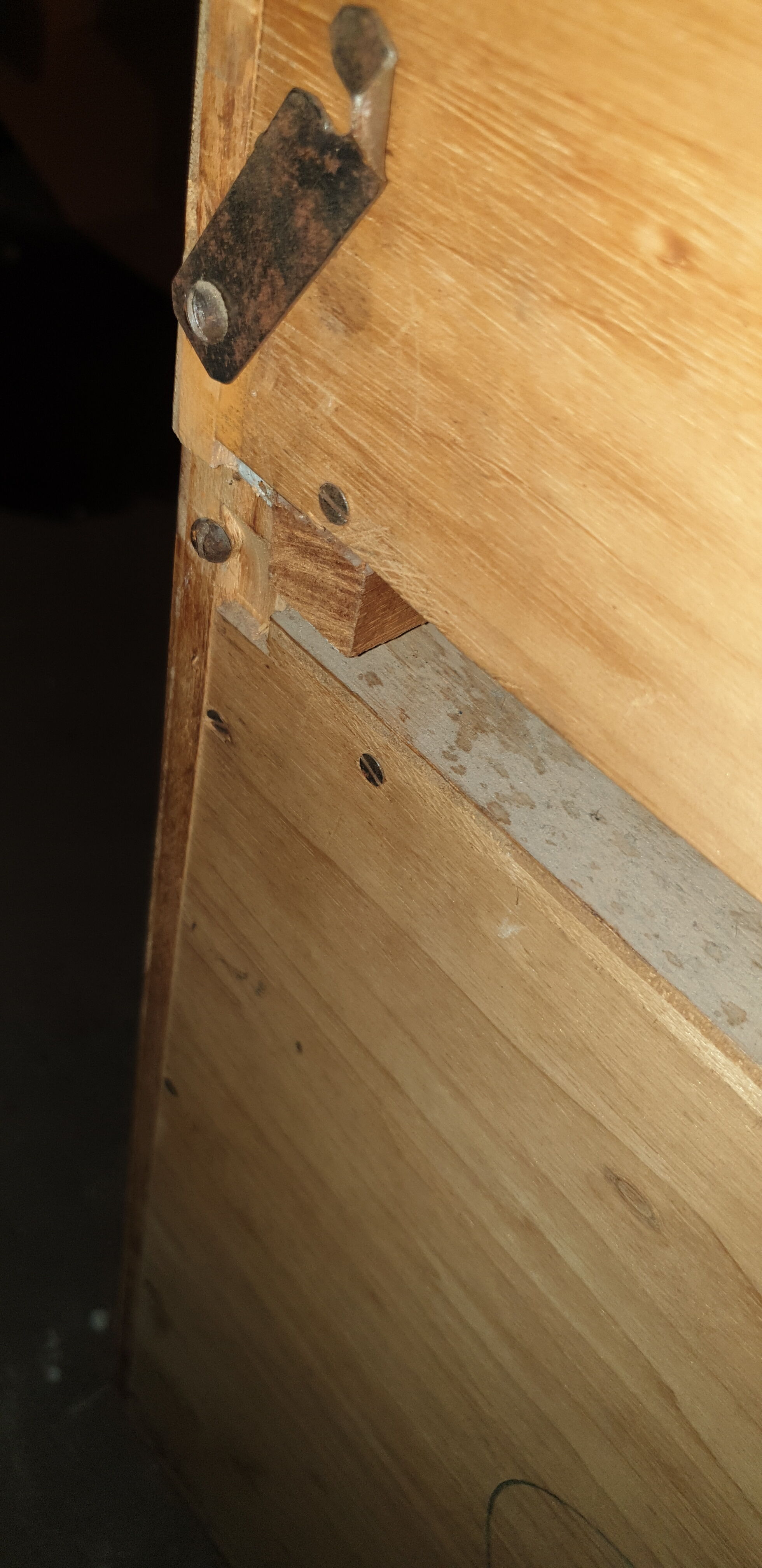 Secretary with vintage flap lamp casserole