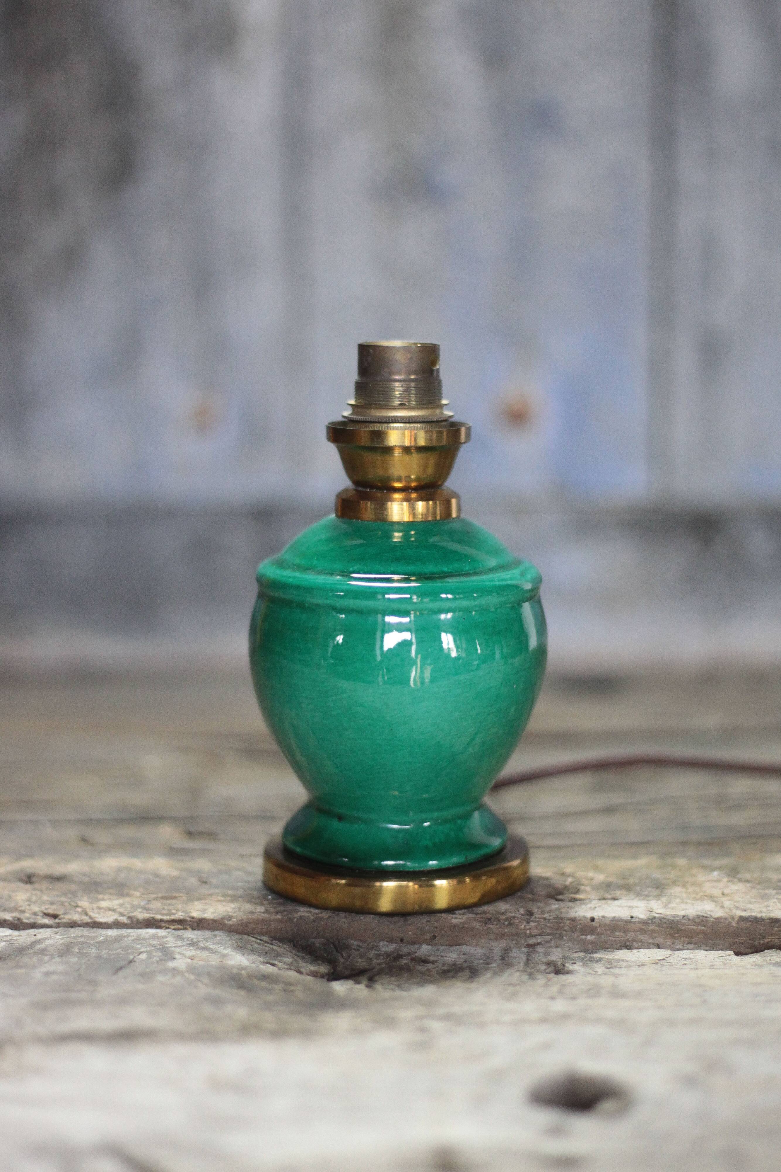 Vintage ceramic lamp, green Art Deco lamp, table lamp, freestanding lamp.