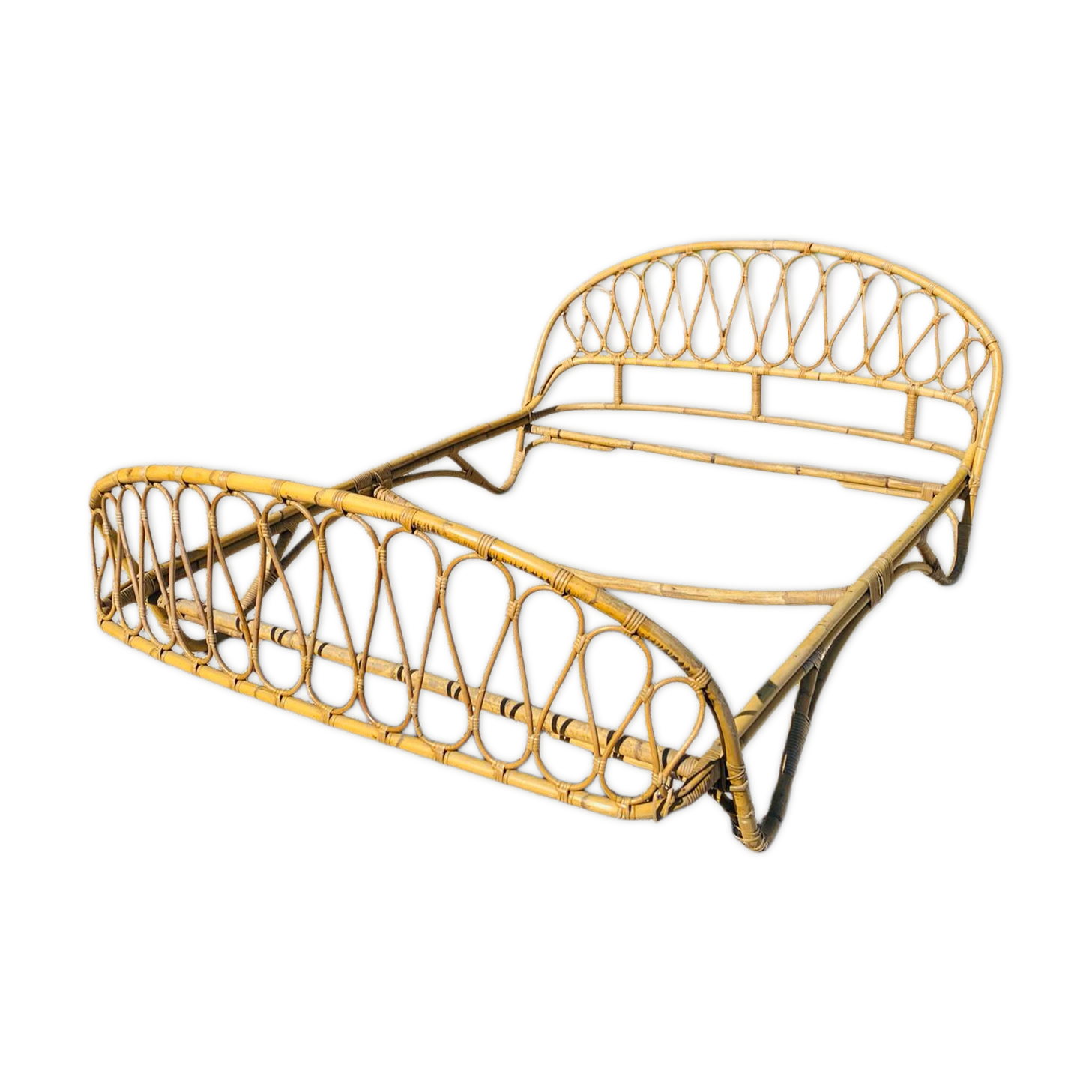 Woven bamboo basket