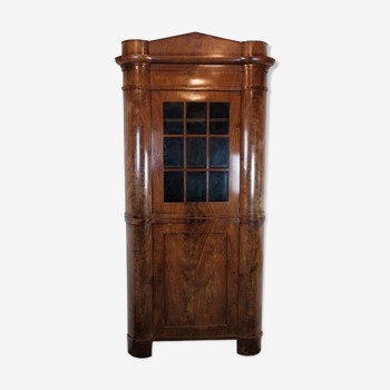 Antique North German Corner Cabinet in Late Empire in Polished Mahogany