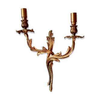 Wall lamp, Louis XV gilt bronze chiseled in 2 branches, 19th style