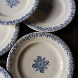 Un lot de 6 petites assiettes Terre de Fer bleu Clairefontaine Grec