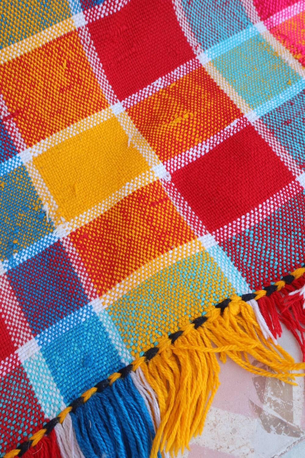Berber Haïk blanket with multicolored checks