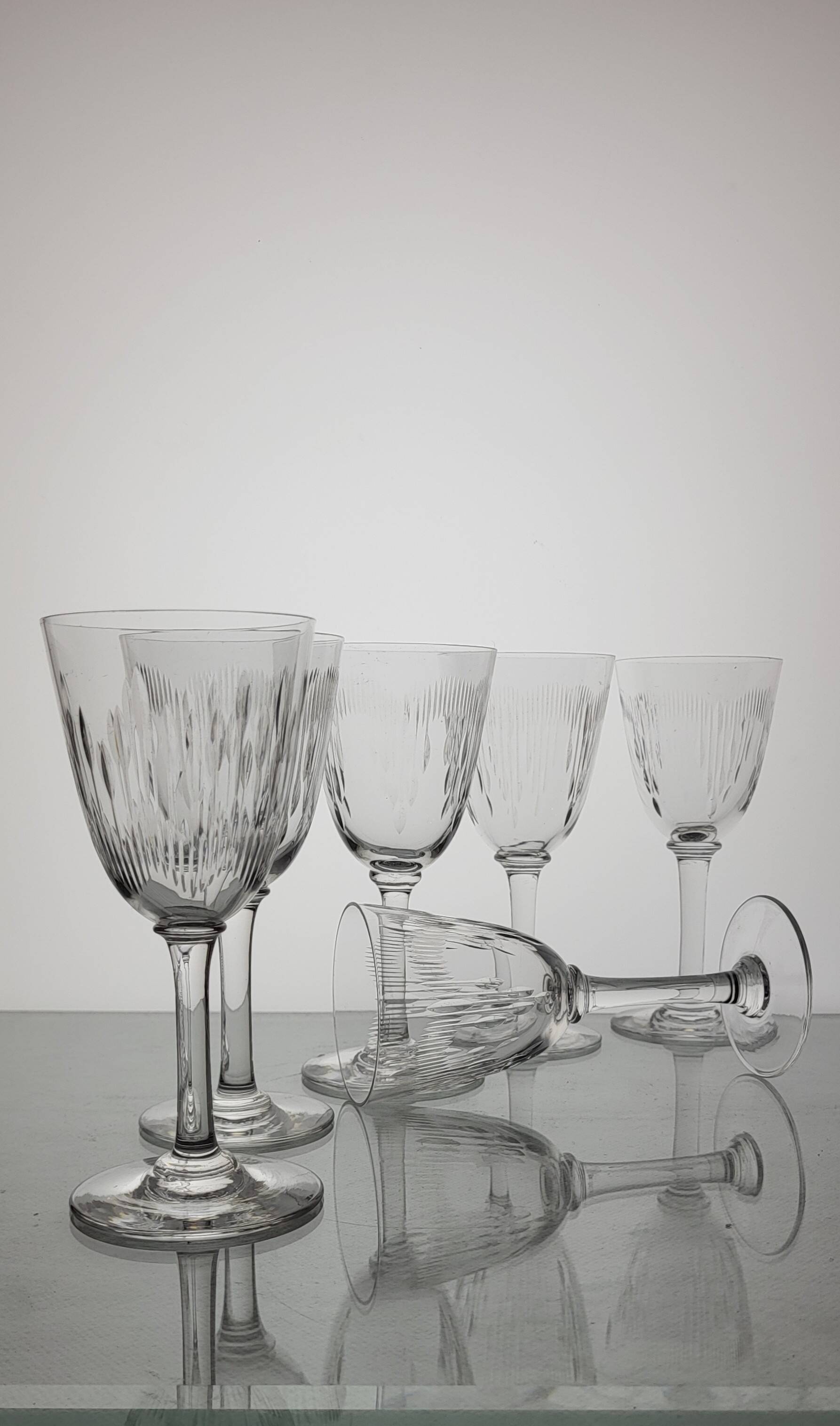 6 Baccarat crystal wine glasses, Molière model