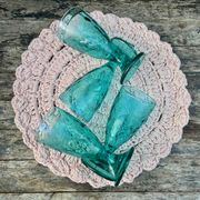 Ensemble de 4 coupes en verre moulé bleu