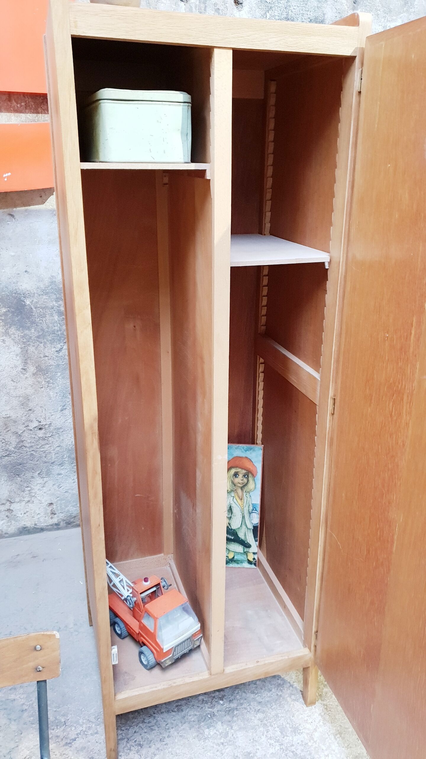 Vintage boarding cabinet