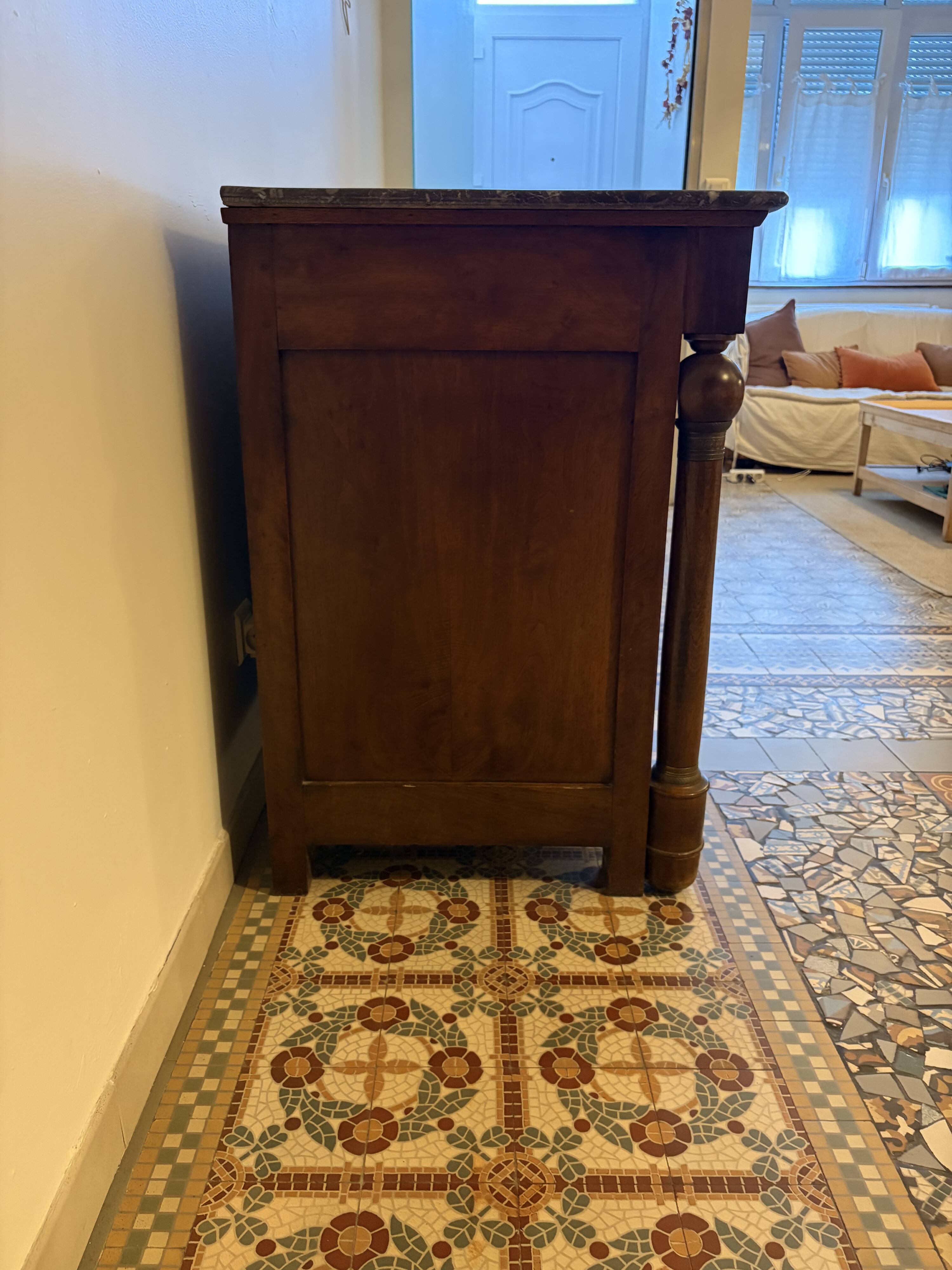 Empire Commode XVIII