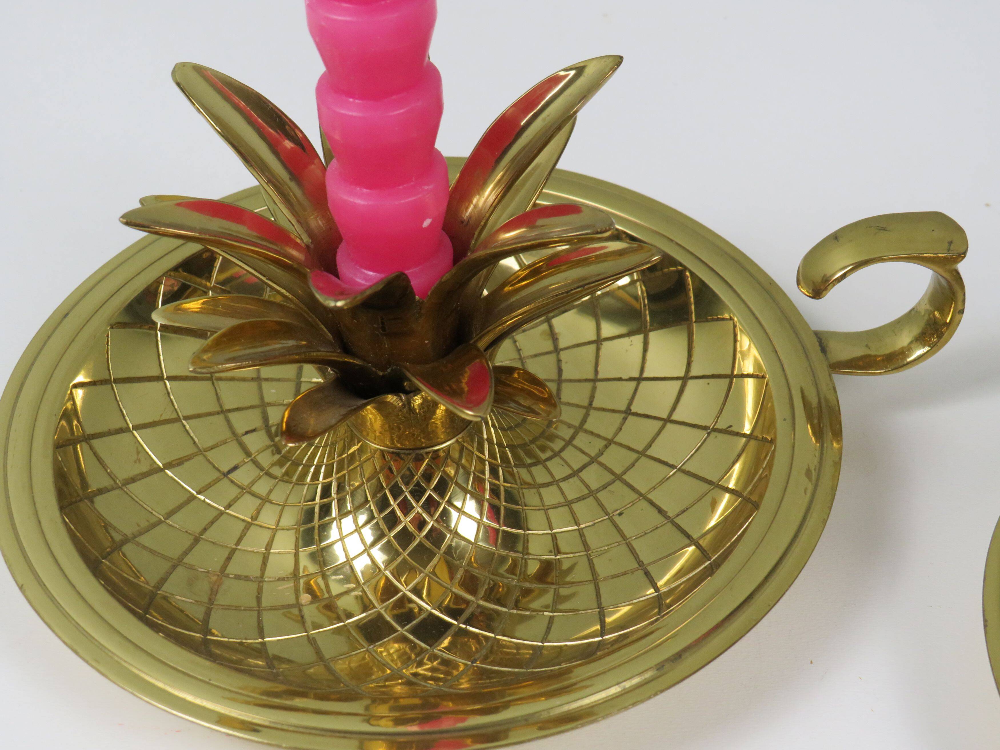 Elegant pineapple candlesticks in lacquered brass 1970-1980