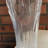 Vase en verre strié