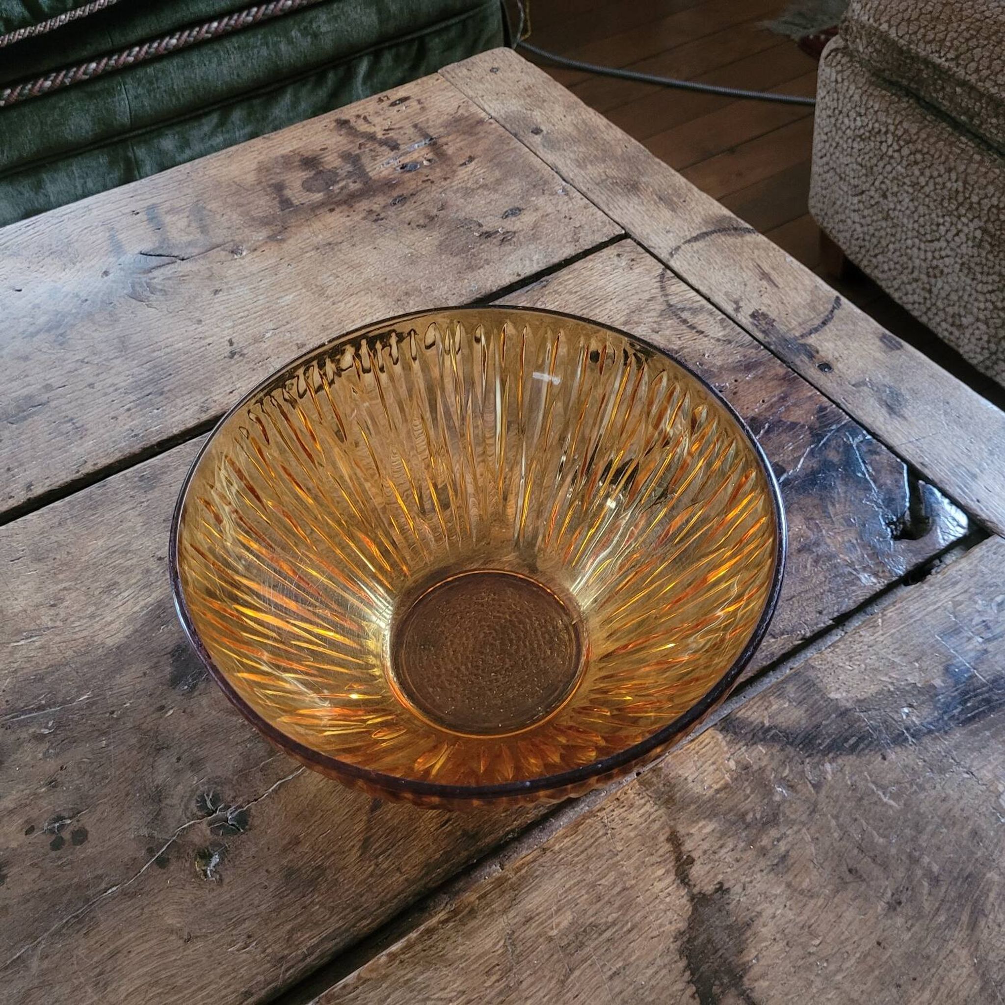 Vintage ribbed amber glass salad bowl – France 1970